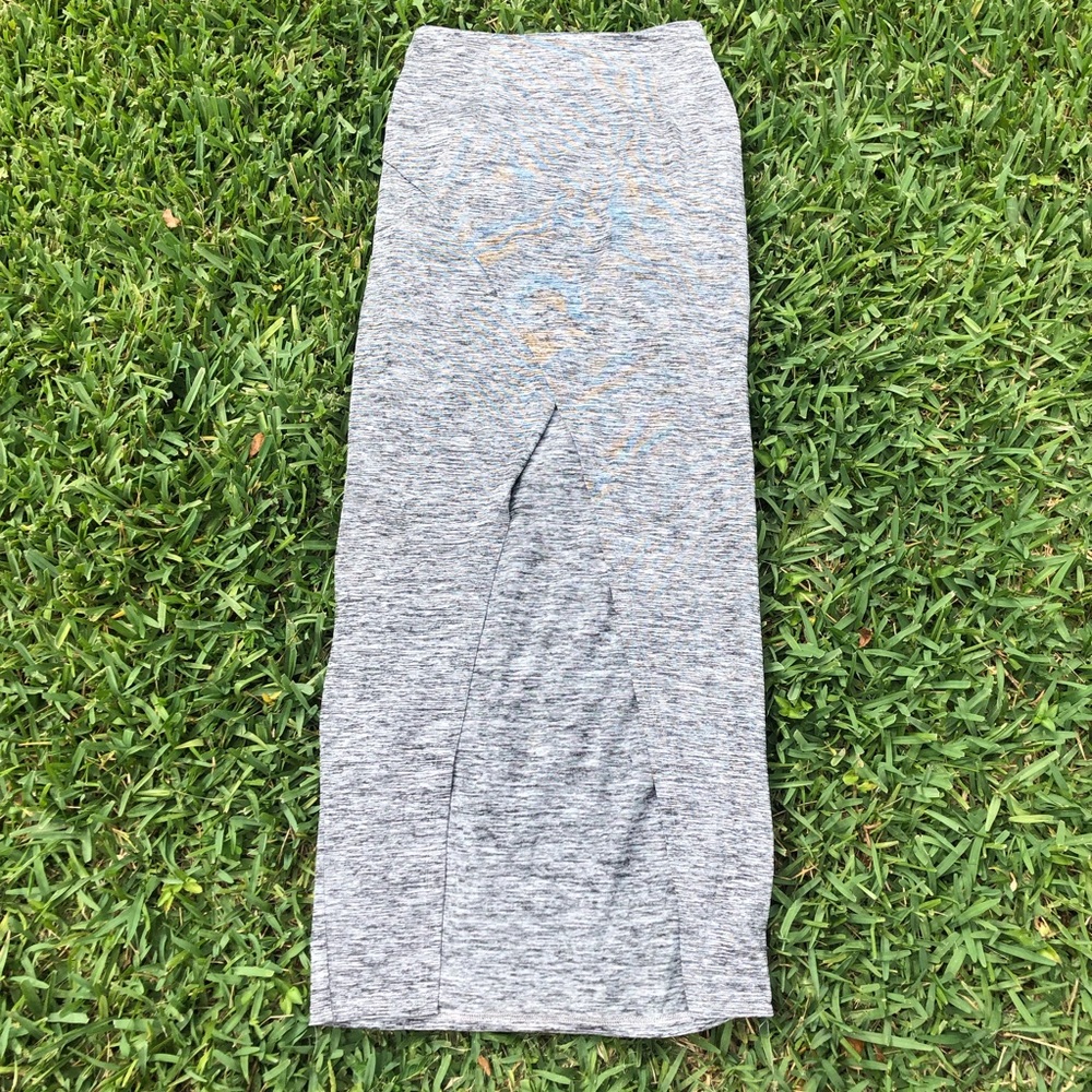 Glamorous front slit skirt grey size xs